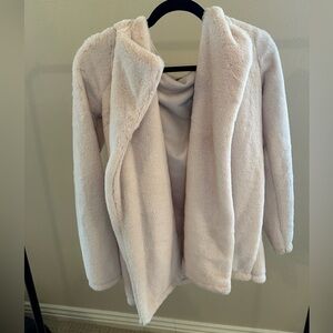 Brandy Melville Sandra Faux Fur Coat